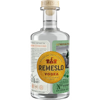 Водка особая Ремесло Фермера на Травах 40% 0,5л Россия